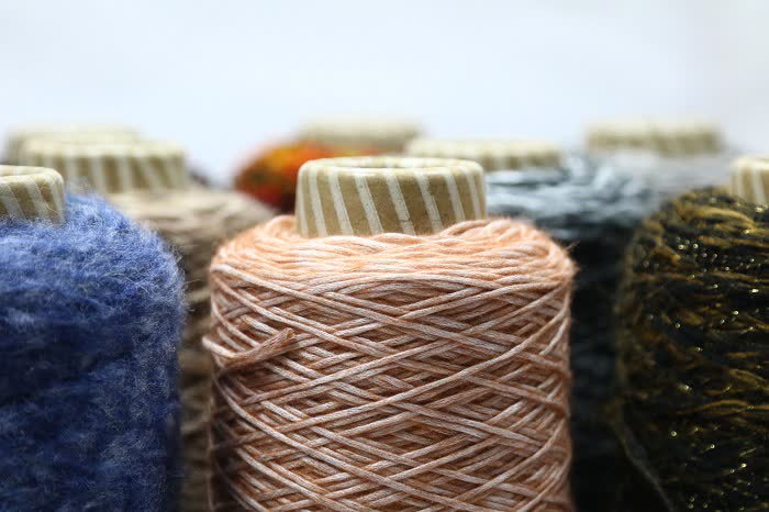 Acrylic yarn cones
